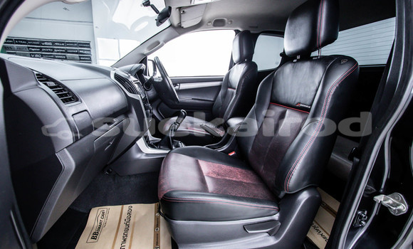 Buy Used Isuzu D-Max Black Car in Bangkok in Bangkok Buy Used Isuzu D-Max Black Car in Bangkok in Bangkok