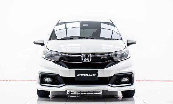 Buy Used Honda Mobilio White Car in Bangkok in Bangkok Buy Used Honda Mobilio White Car in Bangkok in Bangkok