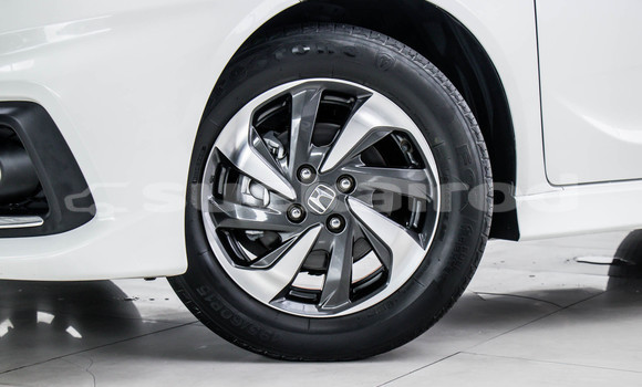 Buy Used Honda Mobilio White Car in Bangkok in Bangkok Buy Used Honda Mobilio White Car in Bangkok in Bangkok