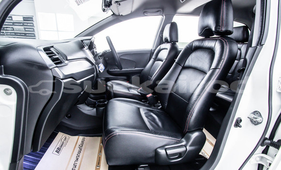 Buy Used Honda Mobilio White Car in Bangkok in Bangkok Buy Used Honda Mobilio White Car in Bangkok in Bangkok