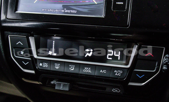 Buy Used Honda Mobilio White Car in Bangkok in Bangkok Buy Used Honda Mobilio White Car in Bangkok in Bangkok