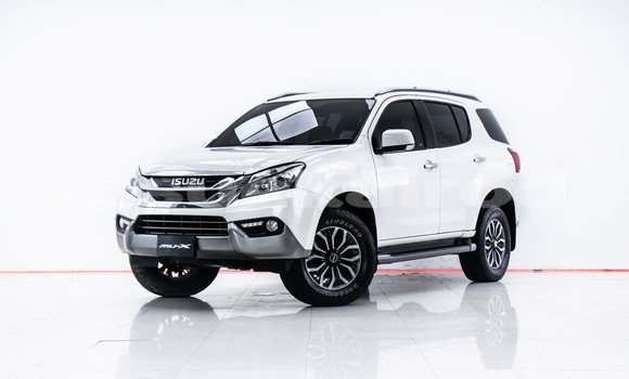 Buy Used Isuzu MU-X White Car in Bangkok in Bangkok Buy Used Isuzu MU-X White Car in Bangkok in Bangkok