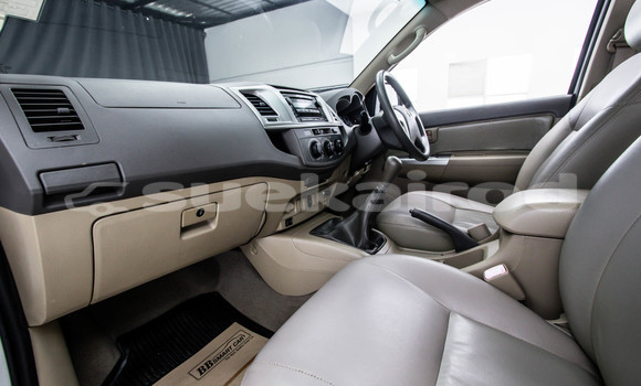 ซื้อ รถมือสอง Toyota Hiluxe VIGO ขาว รถยนต์ ใน %{เมือง} ใน กรุงเทพมหานคร ซื้อ รถมือสอง Toyota Hiluxe VIGO ขาว รถยนต์ ใน %{เมือง} ใน กรุงเทพมหานคร