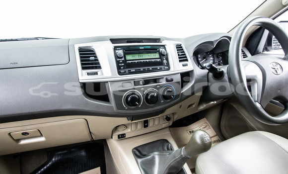 ซื้อ รถมือสอง Toyota Hiluxe VIGO ขาว รถยนต์ ใน %{เมือง} ใน กรุงเทพมหานคร ซื้อ รถมือสอง Toyota Hiluxe VIGO ขาว รถยนต์ ใน %{เมือง} ใน กรุงเทพมหานคร