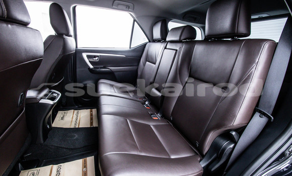 ซื้อ รถมือสอง Toyota Fortuner สีดำ รถยนต์ ใน %{เมือง} ใน กรุงเทพมหานคร ซื้อ รถมือสอง Toyota Fortuner สีดำ รถยนต์ ใน %{เมือง} ใน กรุงเทพมหานคร