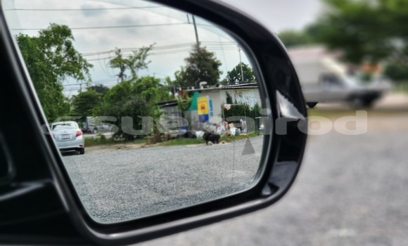 Buy Used Mercedes-Benz E-Classe Black Car in Bangkok in Bangkok Buy Used Mercedes-Benz E-Classe Black Car in Bangkok in Bangkok