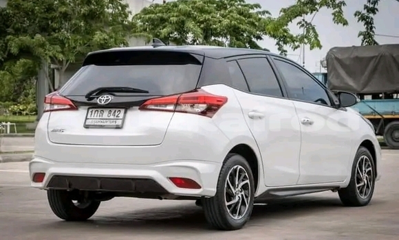 ซื้อ รถมือสอง Toyota Yaris ขาว รถยนต์ ใน %{เมือง} ใน สมุทรปราการ ซื้อ รถมือสอง Toyota Yaris ขาว รถยนต์ ใน %{เมือง} ใน สมุทรปราการ