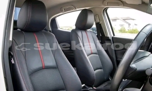 ซื้อ รถมือสอง Mazda 2 ขาว รถยนต์ ใน %{เมือง} ใน สมุทรปราการ ซื้อ รถมือสอง Mazda 2 ขาว รถยนต์ ใน %{เมือง} ใน สมุทรปราการ