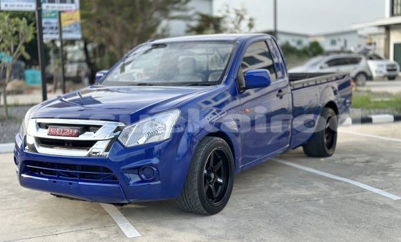 ซื้อ รถมือสอง Isuzu D–MAX สีน้ำเงิน รถยนต์ ใน %{เมือง} ใน กรุงเทพมหานคร