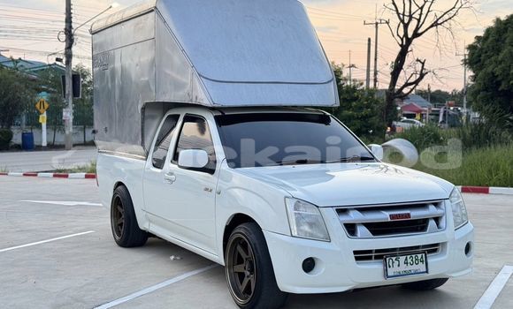 ซื้อ รถมือสอง Isuzu D–MAX ขาว รถยนต์ ใน %{เมือง} ใน กรุงเทพมหานคร