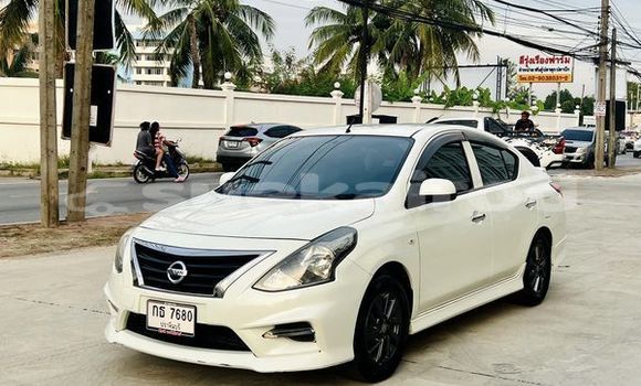 ซื้อ รถมือสอง Nissan Almera ขาว รถยนต์ ใน %{เมือง} ใน กรุงเทพมหานคร