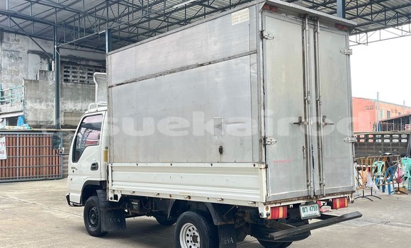 Buy Used DAF CF White Truck in Bangkok in Bangkok Buy Used DAF CF White Truck in Bangkok in Bangkok