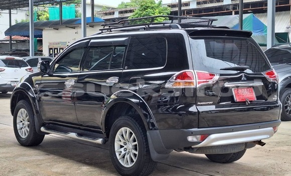 ซื้อ รถมือสอง Mitsubishi Pajero สีดำ รถยนต์ ใน %{เมือง} ใน กรุงเทพมหานคร ซื้อ รถมือสอง Mitsubishi Pajero สีดำ รถยนต์ ใน %{เมือง} ใน กรุงเทพมหานคร