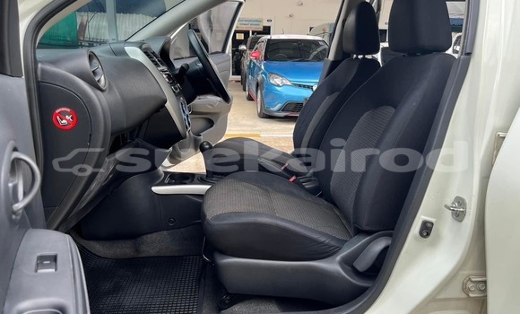 Buy Used Honda Jazz White Car in Bangkok in Bangkok Buy Used Honda Jazz White Car in Bangkok in Bangkok