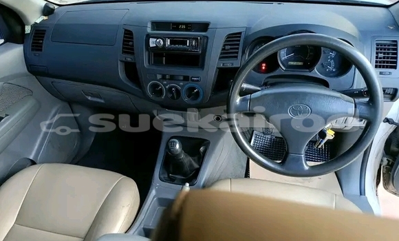 Buy Used Toyota Hiluxe VIGO White Car in Chachoengsao in Chachoengsao