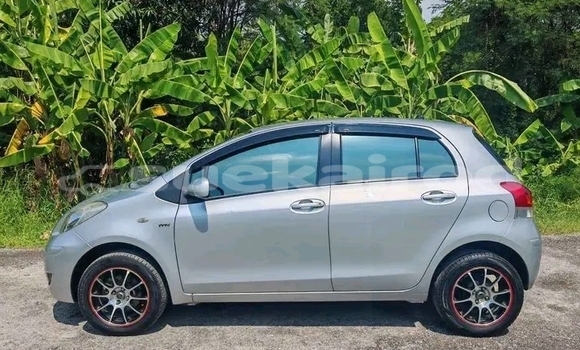 Buy Used Toyota Yaris White Car in Chai Nat in Chai Nat Buy Used Toyota Yaris White Car in Chai Nat in Chai Nat