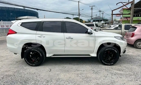 ซื้อ รถมือสอง Mitsubishi Pajero ขาว รถยนต์ ใน %{เมือง} ใน กำแพงเพชร ซื้อ รถมือสอง Mitsubishi Pajero ขาว รถยนต์ ใน %{เมือง} ใน กำแพงเพชร