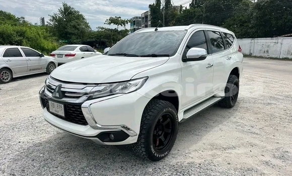 ซื้อ รถมือสอง Mitsubishi Pajero ขาว รถยนต์ ใน %{เมือง} ใน กำแพงเพชร ซื้อ รถมือสอง Mitsubishi Pajero ขาว รถยนต์ ใน %{เมือง} ใน กำแพงเพชร