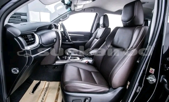 ซื้อ รถมือสอง Toyota Fortuner สีดำ รถยนต์ ใน %{เมือง} ใน จันทบุรี ซื้อ รถมือสอง Toyota Fortuner สีดำ รถยนต์ ใน %{เมือง} ใน จันทบุรี