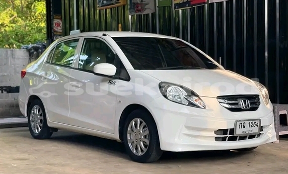 ซื้อ รถมือสอง Honda Brio ขาว รถยนต์ ใน %{เมือง} ใน ฉะเชิงเทรา ซื้อ รถมือสอง Honda Brio ขาว รถยนต์ ใน %{เมือง} ใน ฉะเชิงเทรา