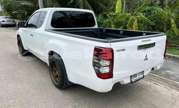 ซื้อ รถมือสอง Mitsubishi Triton ขาว รถยนต์ ใน %{เมือง} ใน จันทบุรี ซื้อ รถมือสอง Mitsubishi Triton ขาว รถยนต์ ใน %{เมือง} ใน จันทบุรี