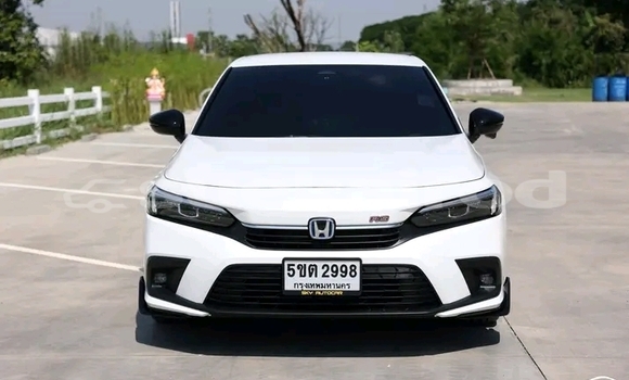 Buy Used Honda Civic White Car in Chai Nat in Chai Nat Buy Used Honda Civic White Car in Chai Nat in Chai Nat