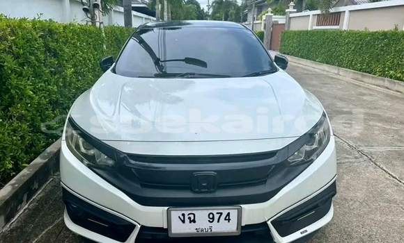 Buy Used Honda Civic White Car in Chai Nat in Chai Nat Buy Used Honda Civic White Car in Chai Nat in Chai Nat