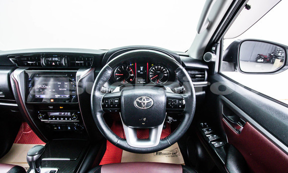 ซื้อ รถมือสอง Toyota Fortuner ขาว รถยนต์ ใน %{เมือง} ใน กรุงเทพมหานคร ซื้อ รถมือสอง Toyota Fortuner ขาว รถยนต์ ใน %{เมือง} ใน กรุงเทพมหานคร