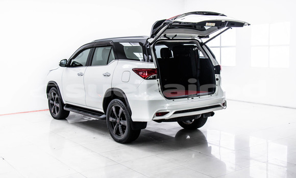 ซื้อ รถมือสอง Toyota Fortuner ขาว รถยนต์ ใน %{เมือง} ใน กรุงเทพมหานคร ซื้อ รถมือสอง Toyota Fortuner ขาว รถยนต์ ใน %{เมือง} ใน กรุงเทพมหานคร