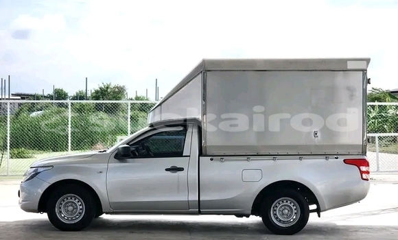 ซื้อ รถมือสอง Mitsubishi Triton อื่น ๆ รถยนต์ ใน %{เมือง} ใน ชัยนาท