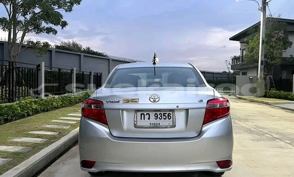 ซื้อ รถมือสอง Toyota Vios ขาว รถยนต์ ใน %{เมือง} ใน ลำปาง