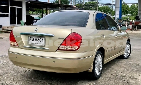 ซื้อ รถมือสอง Nissan Sunny อื่น ๆ รถยนต์ ใน %{เมือง} ใน ชัยภูมิ
