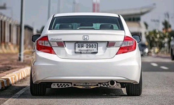 ซื้อ รถมือสอง Honda Civic ขาว รถยนต์ ใน %{เมือง} ใน กำแพงเพชร ซื้อ รถมือสอง Honda Civic ขาว รถยนต์ ใน %{เมือง} ใน กำแพงเพชร