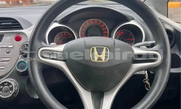 Buy Used Honda Jazz White Car in Kanchanaburi in Kanchanaburi Buy Used Honda Jazz White Car in Kanchanaburi in Kanchanaburi