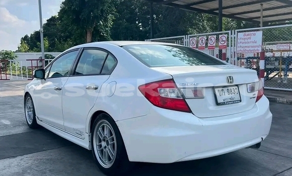 Buy Used Honda Civic White Car in Kalasin in Kalasin Buy Used Honda Civic White Car in Kalasin in Kalasin