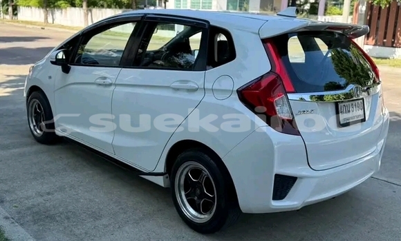Buy Used Honda Jazz White Car in Krabi in Krabi Buy Used Honda Jazz White Car in Krabi in Krabi