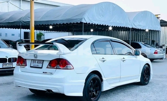ซื้อ รถมือสอง Honda Civic ขาว รถยนต์ ใน %{เมือง} ใน จันทบุรี ซื้อ รถมือสอง Honda Civic ขาว รถยนต์ ใน %{เมือง} ใน จันทบุรี