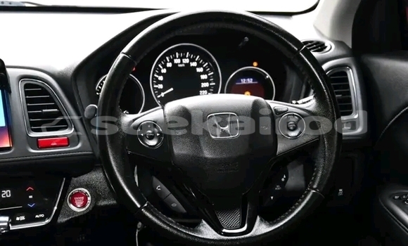 ซื้อ รถมือสอง Honda HR–V สีดำ รถยนต์ ใน %{เมือง} ใน ลพบุรี