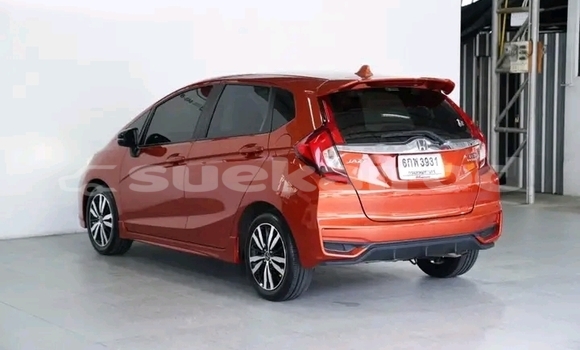 Buy Used Honda Jazz Red Car in Khlung in Chanthaburi