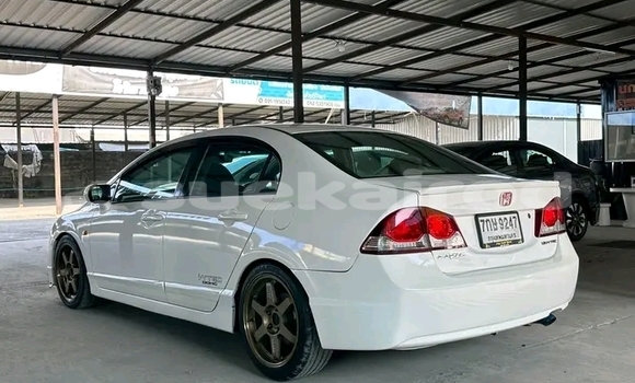 ซื้อ รถมือสอง Honda Civic ขาว รถยนต์ ใน %{เมือง} ใน จันทบุรี ซื้อ รถมือสอง Honda Civic ขาว รถยนต์ ใน %{เมือง} ใน จันทบุรี