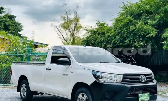ซื้อ รถมือสอง Toyota Hiluxe Revo ขาว รถยนต์ ใน %{เมือง} ใน ชัยนาท ซื้อ รถมือสอง Toyota Hiluxe Revo ขาว รถยนต์ ใน %{เมือง} ใน ชัยนาท