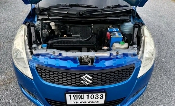ซื้อ รถมือสอง Suzuki Swift สีน้ำเงิน รถยนต์ ใน %{เมือง} ใน ชัยนาท