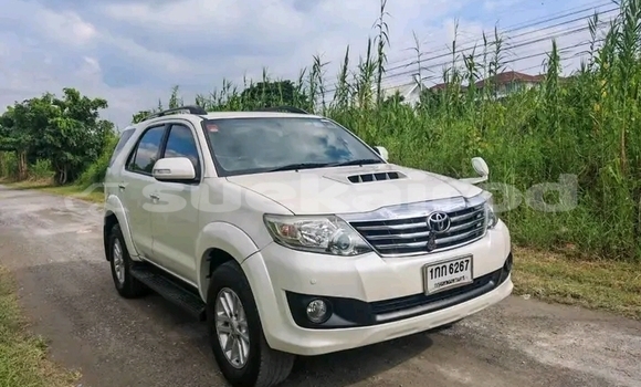 ซื้อ รถมือสอง Toyota Fortuner ขาว รถยนต์ ใน %{เมือง} ใน กาฬสินธุ์ ซื้อ รถมือสอง Toyota Fortuner ขาว รถยนต์ ใน %{เมือง} ใน กาฬสินธุ์