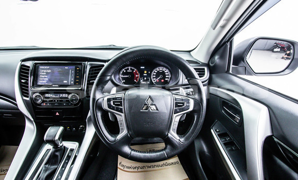 ซื้อ รถมือสอง Mitsubishi Pajero Sport อื่น ๆ รถยนต์ ใน %{เมือง} ใน กรุงเทพมหานคร ซื้อ รถมือสอง Mitsubishi Pajero Sport อื่น ๆ รถยนต์ ใน %{เมือง} ใน กรุงเทพมหานคร