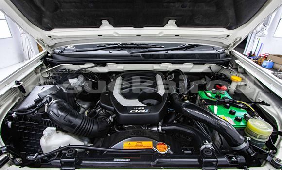 Buy Used Isuzu MU-X White Car in Bangkok in Bangkok Buy Used Isuzu MU-X White Car in Bangkok in Bangkok