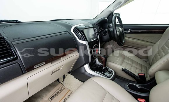 Buy Used Isuzu MU-X White Car in Bangkok in Bangkok Buy Used Isuzu MU-X White Car in Bangkok in Bangkok