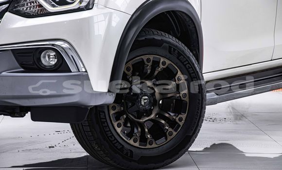 Buy Used Isuzu MU-X White Car in Bangkok in Bangkok Buy Used Isuzu MU-X White Car in Bangkok in Bangkok