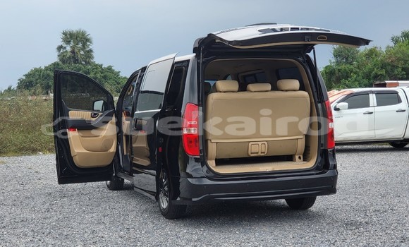 ซื้อ รถมือสอง Hyundai H1 สีดำ รถยนต์ ใน %{เมือง} ใน กรุงเทพมหานคร ซื้อ รถมือสอง Hyundai H1 สีดำ รถยนต์ ใน %{เมือง} ใน กรุงเทพมหานคร