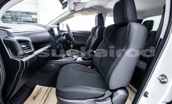 Buy Used Isuzu D-Max White Car in Bangkok in Bangkok Buy Used Isuzu D-Max White Car in Bangkok in Bangkok