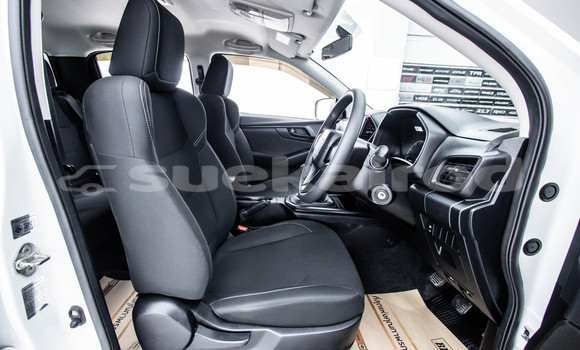 Buy Used Isuzu D-Max White Car in Bangkok in Bangkok Buy Used Isuzu D-Max White Car in Bangkok in Bangkok